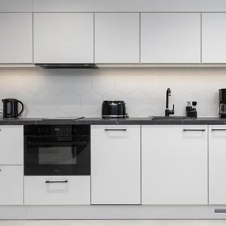 Sun Towers 52 シフィノウイシチェ